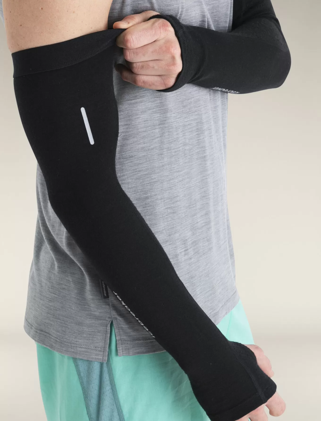 Clearance Icebreaker 200 ZoneKnit™ Merino Armlinge Unisex Black
